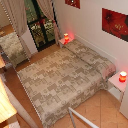 Residenza Piazza San Francesco Lejlighed Bologna Værelse billede