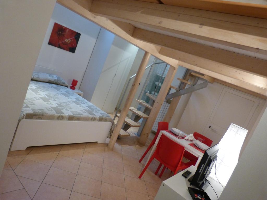 Residenza Piazza San Francesco Lejlighed Bologna Værelse billede