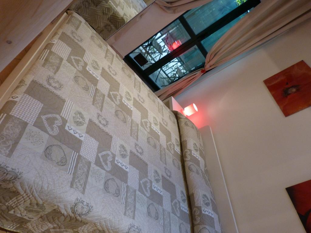 Residenza Piazza San Francesco Lejlighed Bologna Værelse billede