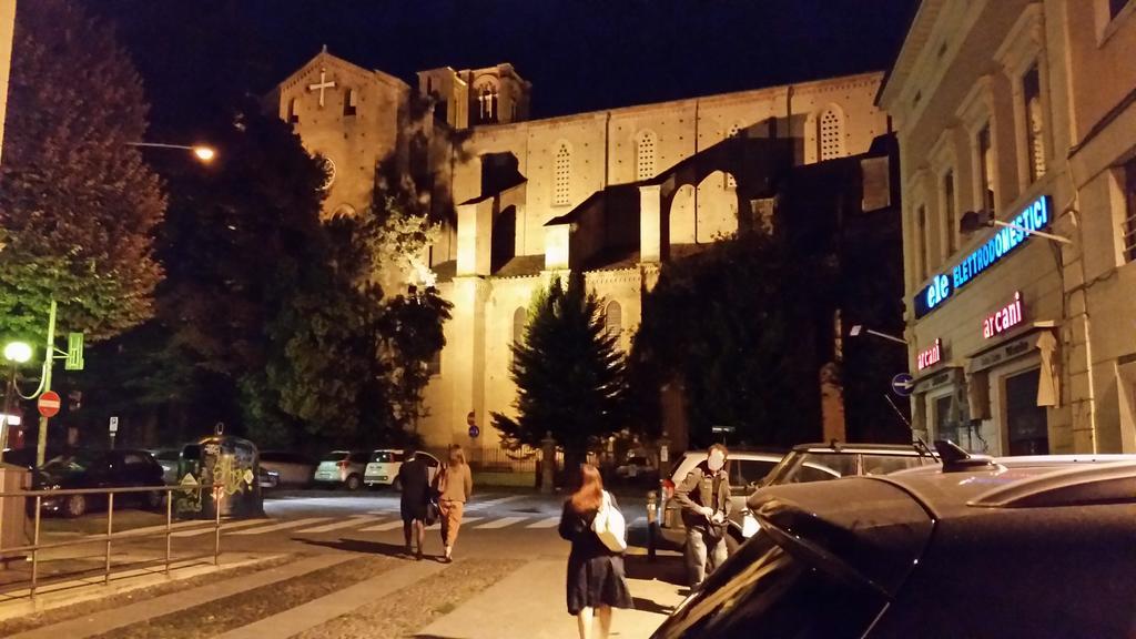 Residenza Piazza San Francesco Lejlighed Bologna Værelse billede